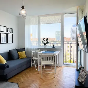 https://coco-apartments-jagielloska-10.gdanskhotel.org